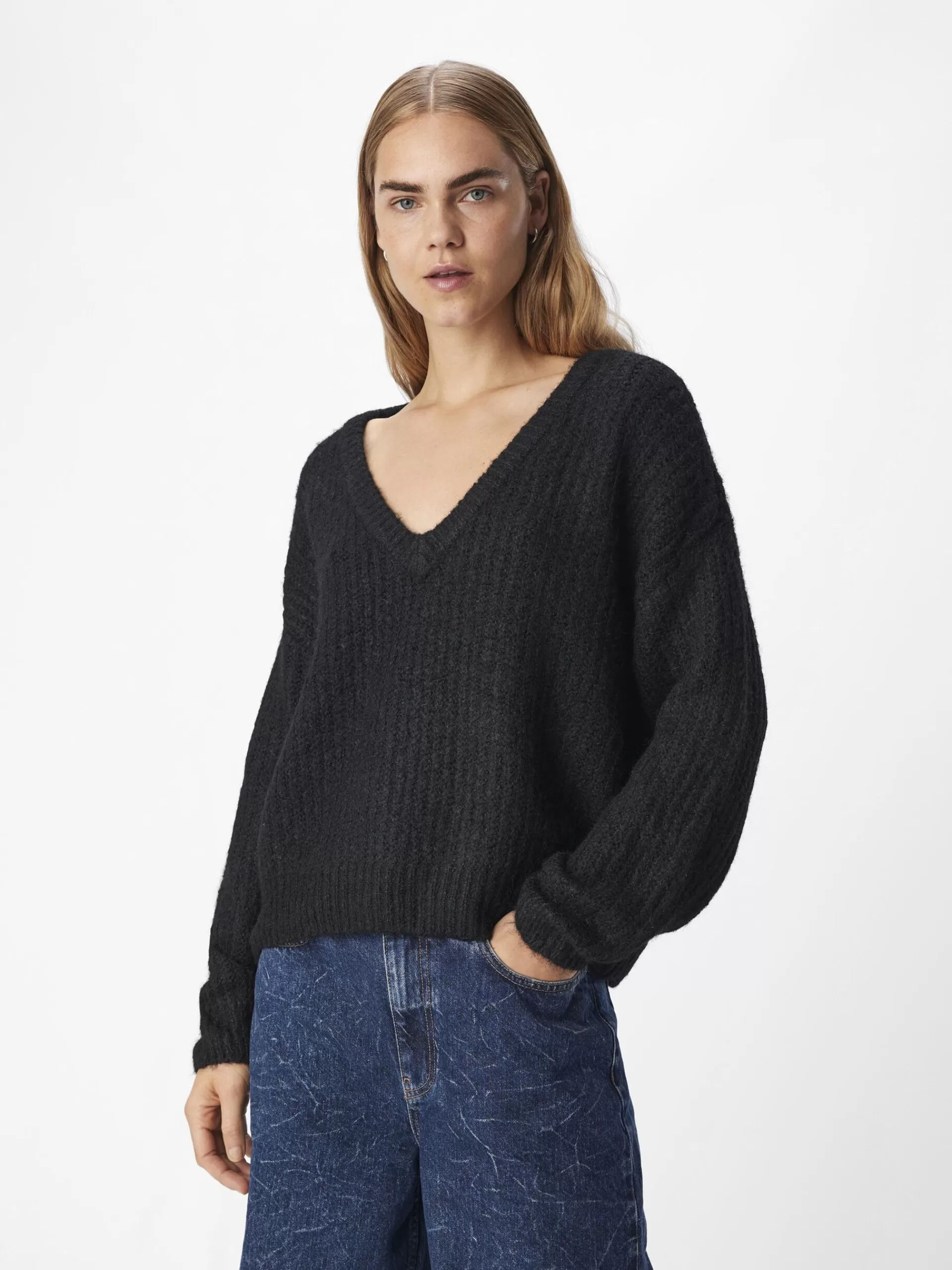 OBJECT V-HALS STRIKKET PULLOVER